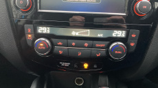 Nissan Qashqai 1.3 DiG-T 160 Tekna 5dr Petrol Hatchback